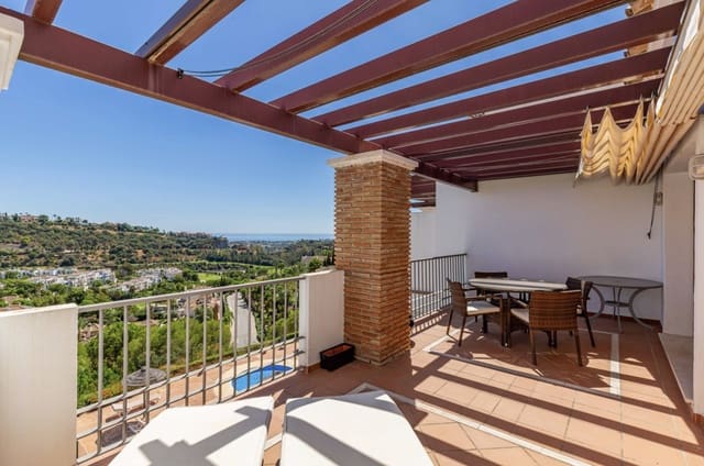 2 chambre Penthouse à vendre à Benahavís avec piscine garage - 420 000 € (Ref: 9317699)