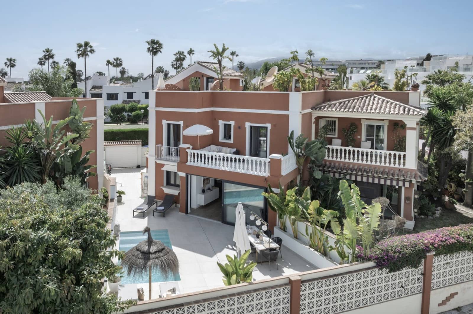4 slaapkamer Halfvrijstaande villa te koop in San Pedro de Alcantara met zwembad garage - € 1.595.000 (Ref: 9317700)