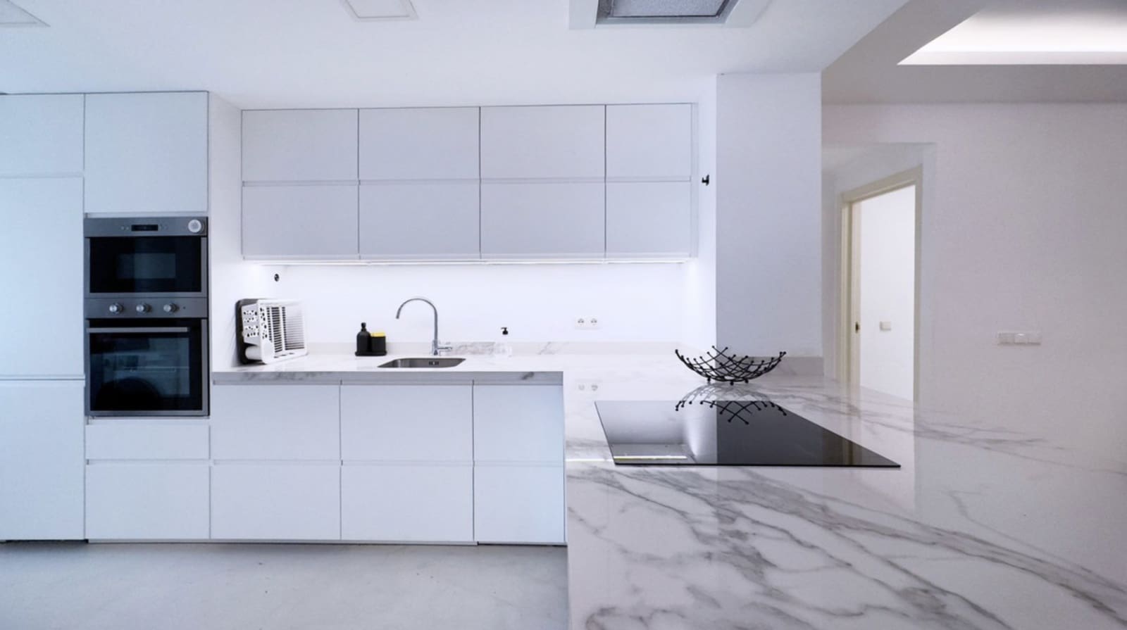 2 quarto Apartamento para venda em Nueva Andalucia com piscina garagem - 525 000 € (Ref: 9321695)