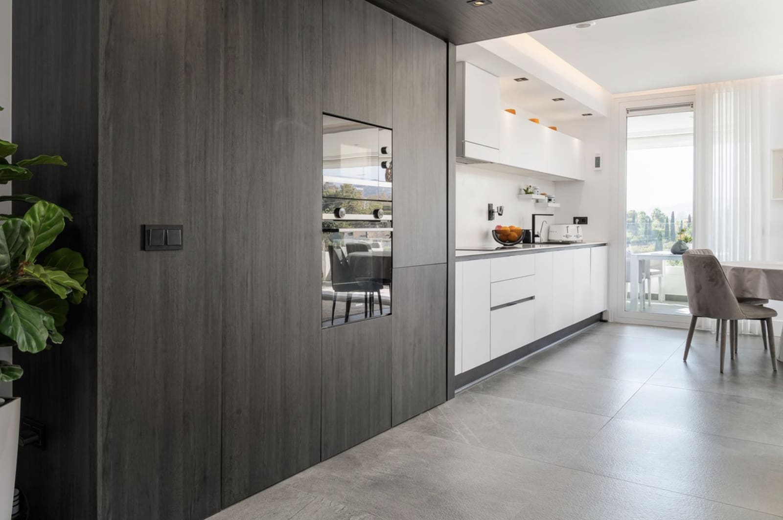 3 slaapkamer Appartement te koop in La Quinta met zwembad garage - € 785.000 (Ref: 9322573)