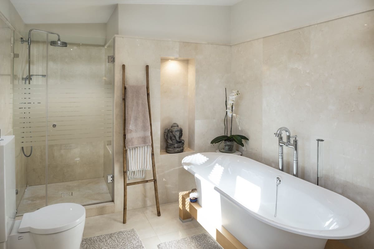 4 slaapkamer Villa te koop in Benahavis met zwembad - € 2.250.000 (Ref: 9326286)