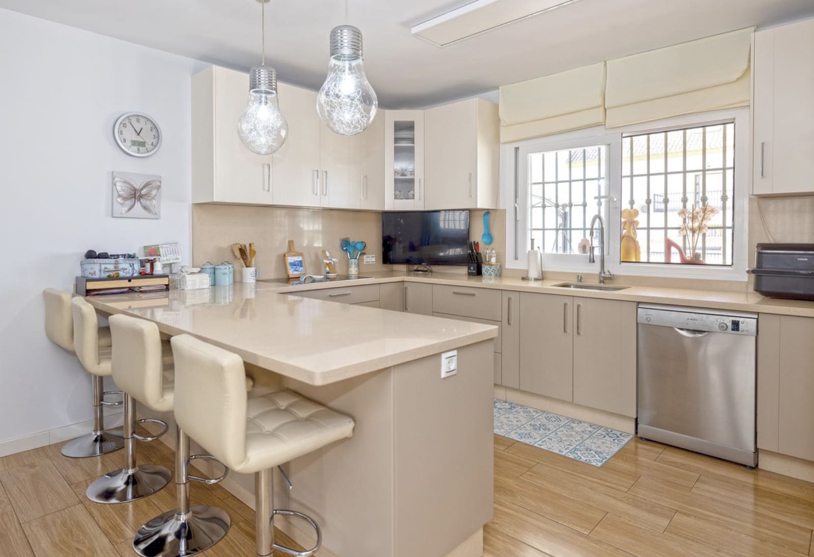 5 slaapkamer Huis te koop in San Pedro de Alcantara met garage - € 885.000 (Ref: 9330486)