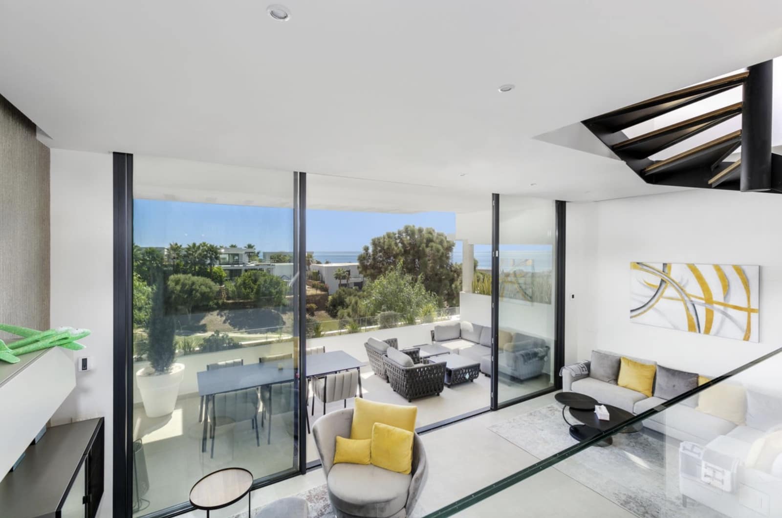 3 bedroom Townhouse for sale in Marbella with pool garage - € 1,400,000 (Ref: 9330487)