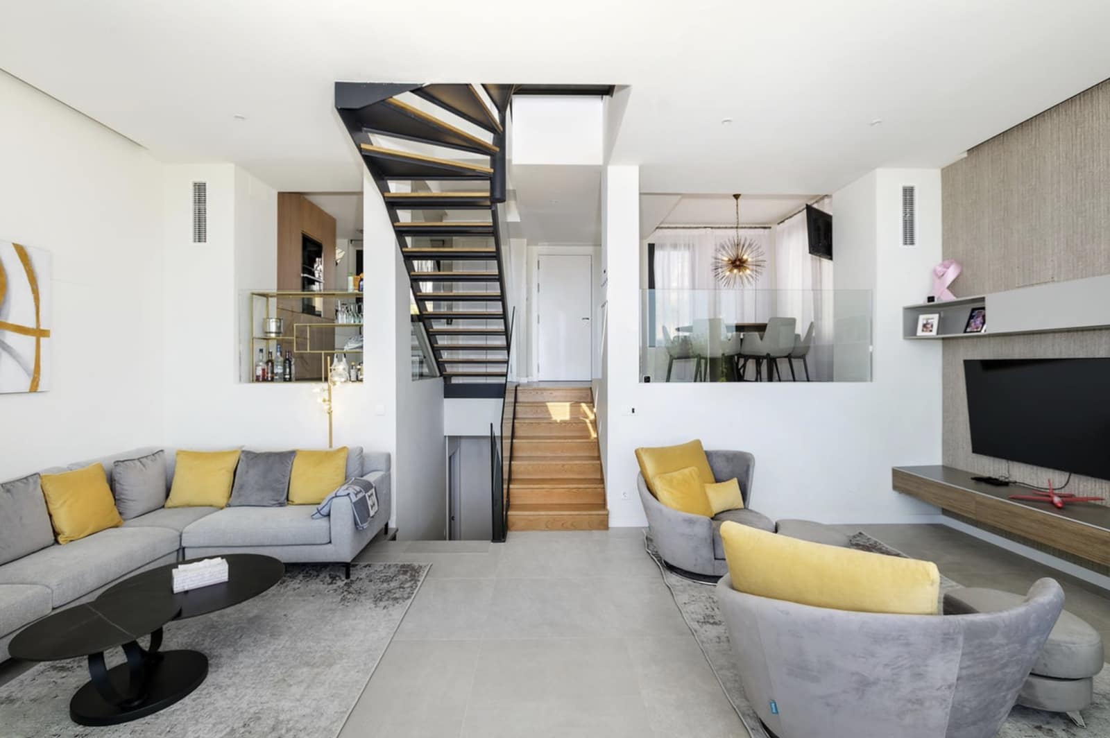 3 bedroom Townhouse for sale in Marbella with pool garage - € 1,400,000 (Ref: 9330487)