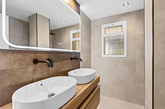 3 slaapkamer Appartement te koop in Marbella met zwembad garage - € 725.000 (Ref: 9330489)