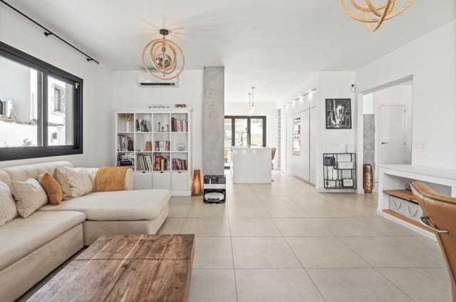 6 sovrum Villa till salu i Marbella med pool garage - 1 500 000 € (Ref: 9330490)