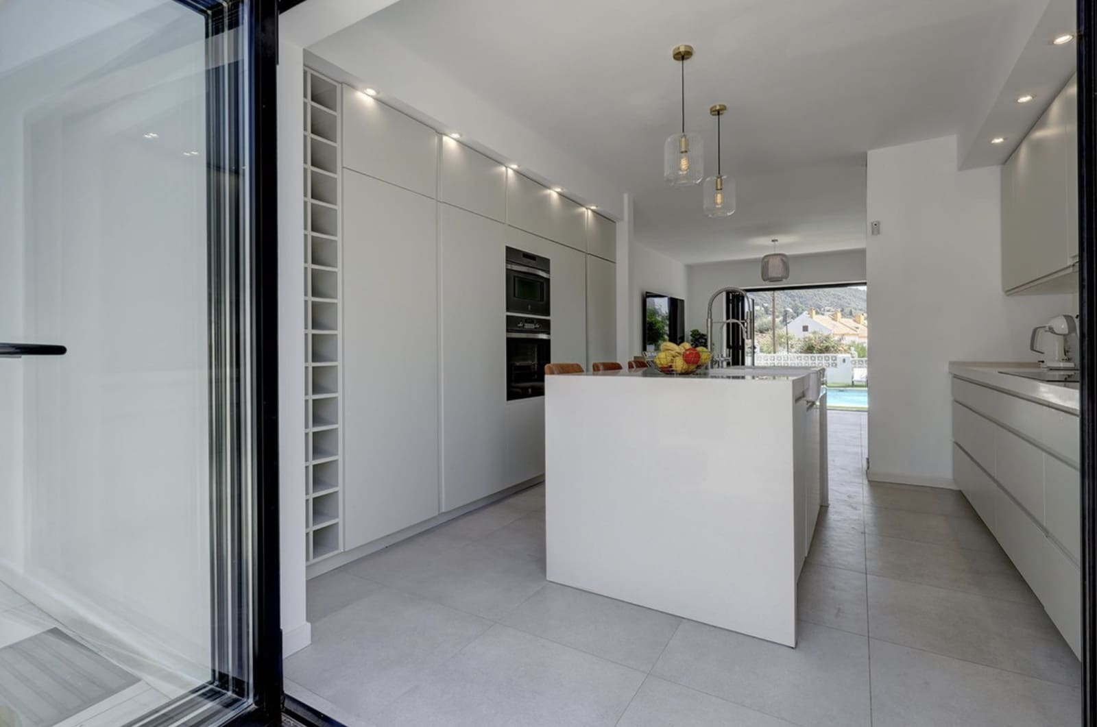 6 camera da letto Villa in vendita in Marbella con piscina garage - 1.500.000 € (Rif: 9330490)