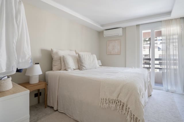 3 sovrum Takvåning till salu i Marbella med pool - 1 695 000 € (Ref: 9330491)