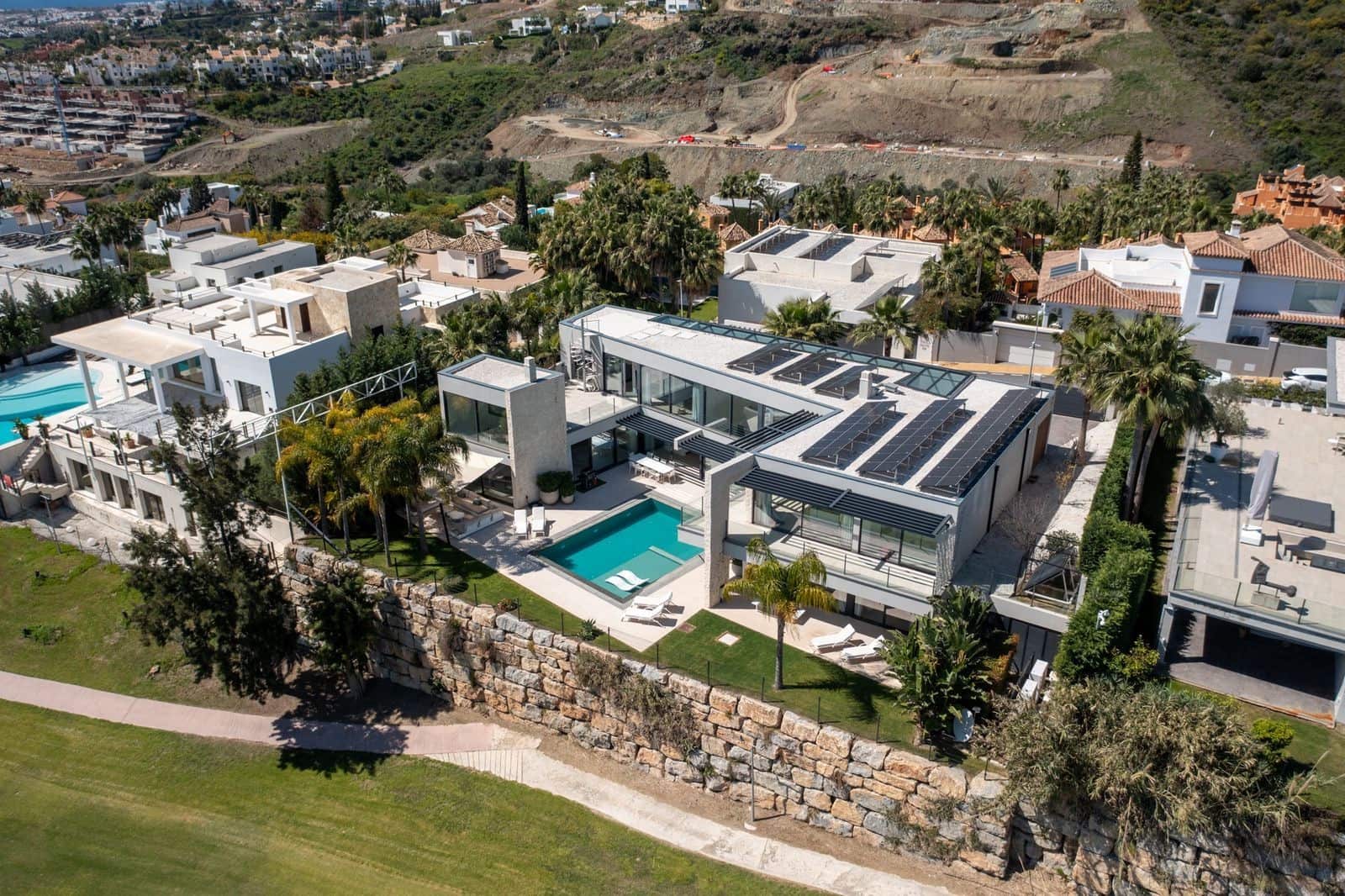 5 soverom Villa til salgs i Benahavis med svømmebasseng garasje - € 4 950 000 (Ref: 9334604)