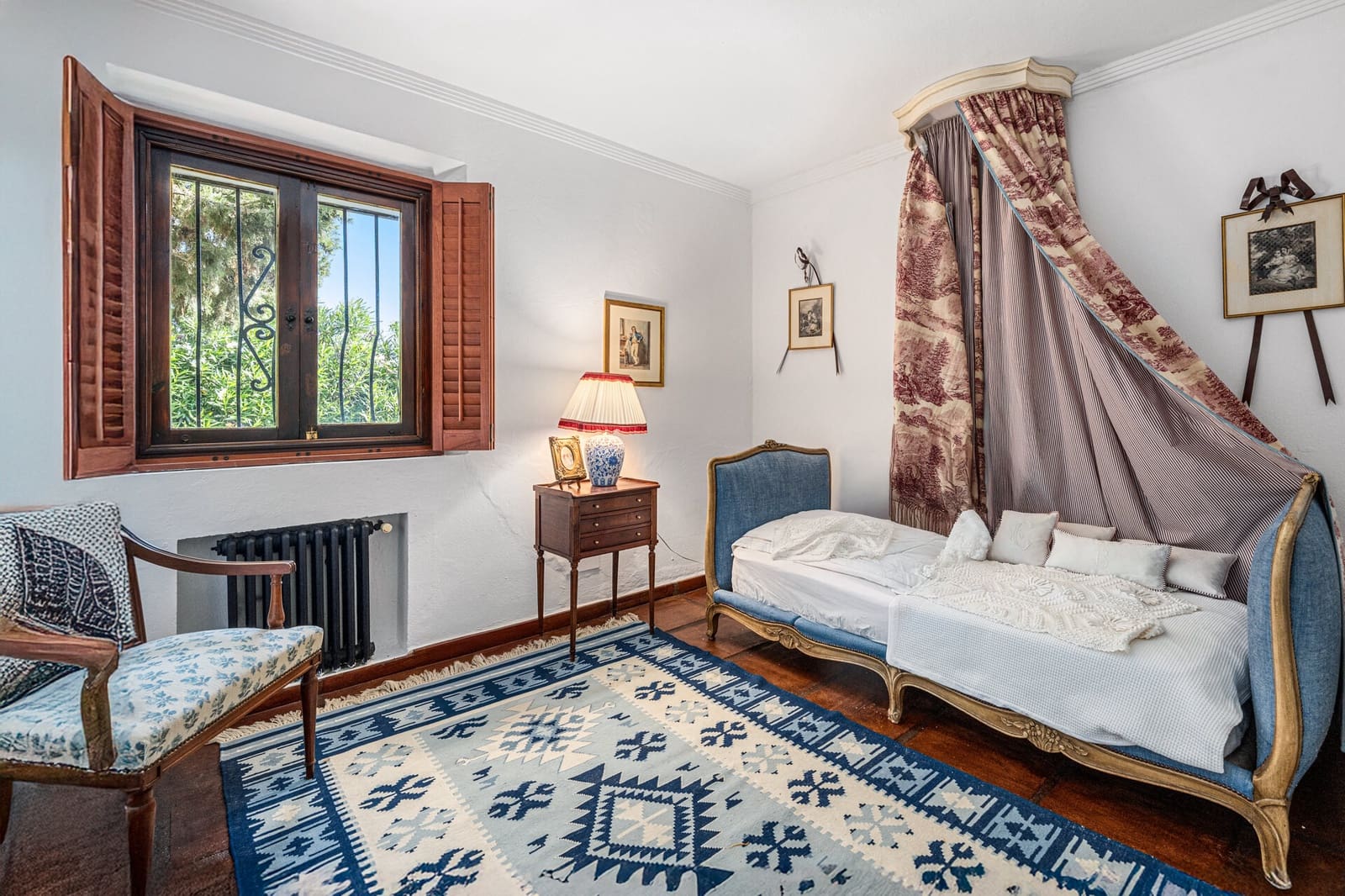 5 soverom Villa til salgs i Nueva Andalucia med garasje - € 2 495 000 (Ref: 9334607)