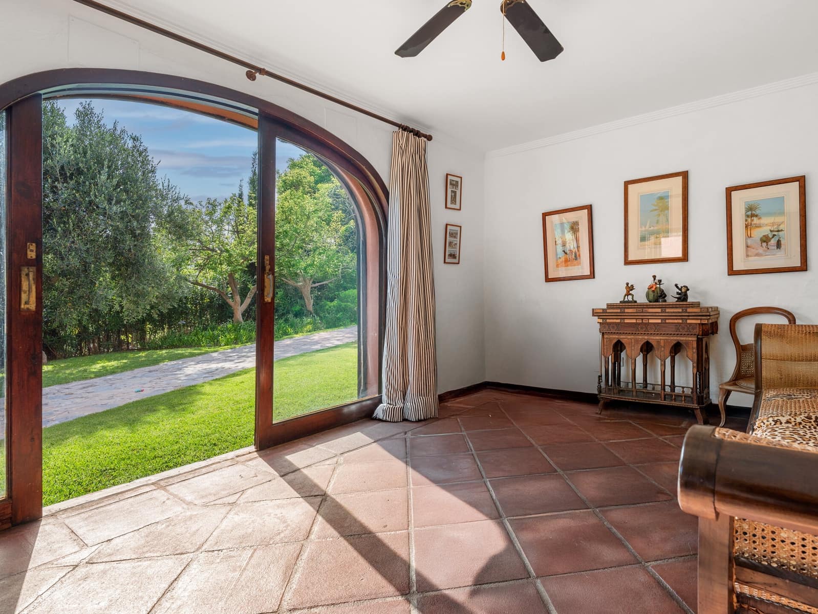 5 soverom Villa til salgs i Nueva Andalucia med garasje - € 2 495 000 (Ref: 9334607)