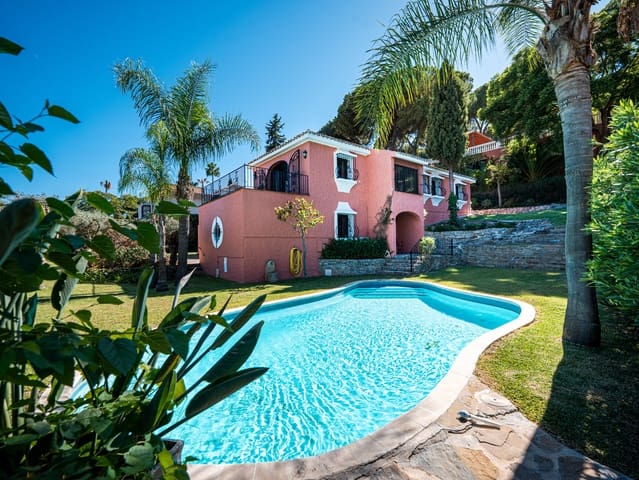 5 soverom Villa til salgs i Nueva Andalucia, Marbella med garasje - € 2 495 000 (Ref: 9334607)