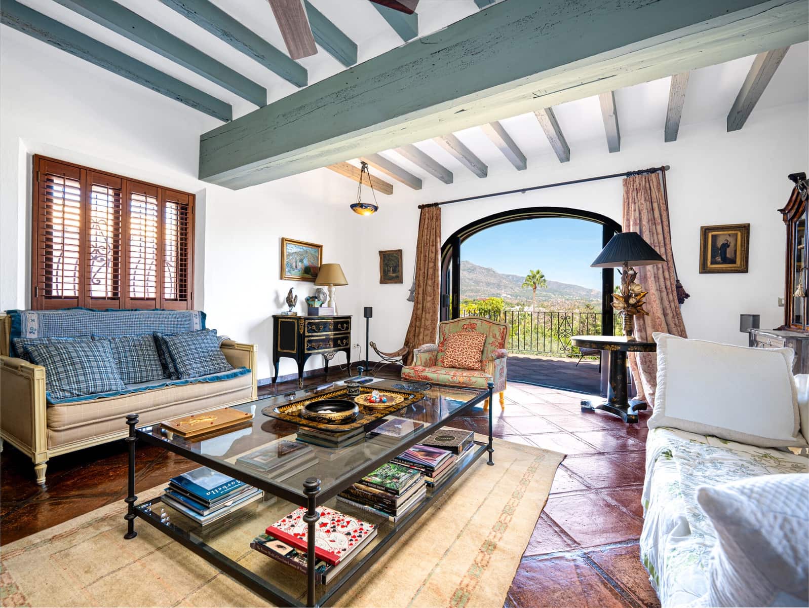 5 soverom Villa til salgs i Nueva Andalucia med garasje - € 2 495 000 (Ref: 9334607)