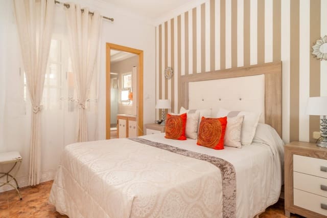 3 sovrum Lägenhet till salu i Nueva Andalucia, Marbella med pool garage - 415 000 € (Ref: 9334608)