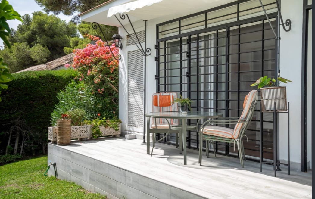 3 sovrum Lägenhet till salu i Nueva Andalucia med pool garage - 415 000 € (Ref: 9334608)