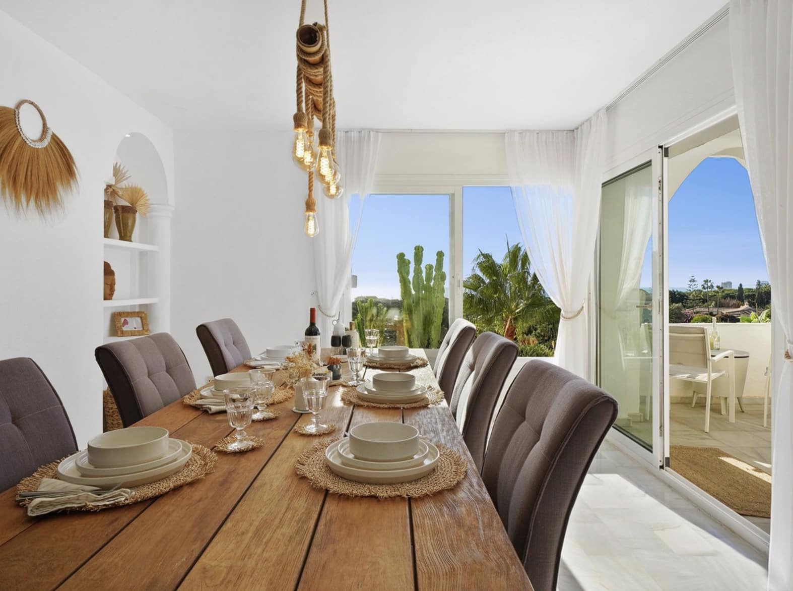 2 sypialnia Penthouse na sprzedaż w Marbella z basenem garażem - 669 000 € (Ref: 9337800)