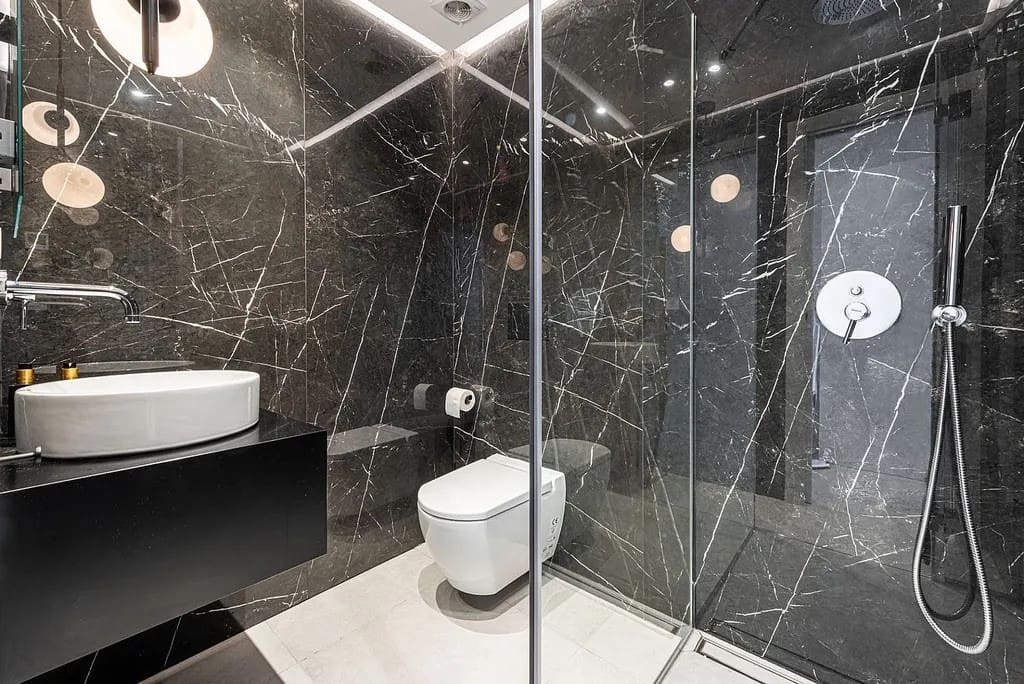 3 bedroom Penthouse for sale in Marbella with pool garage - € 849,000 (Ref: 9337803)