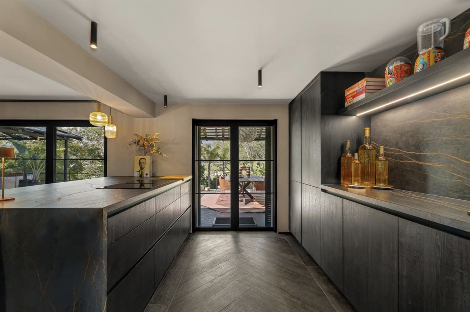 Chalet de 4 habitaciones en Guadalmina en venta con piscina garaje - 3.695.000 € (Ref: 9341036)