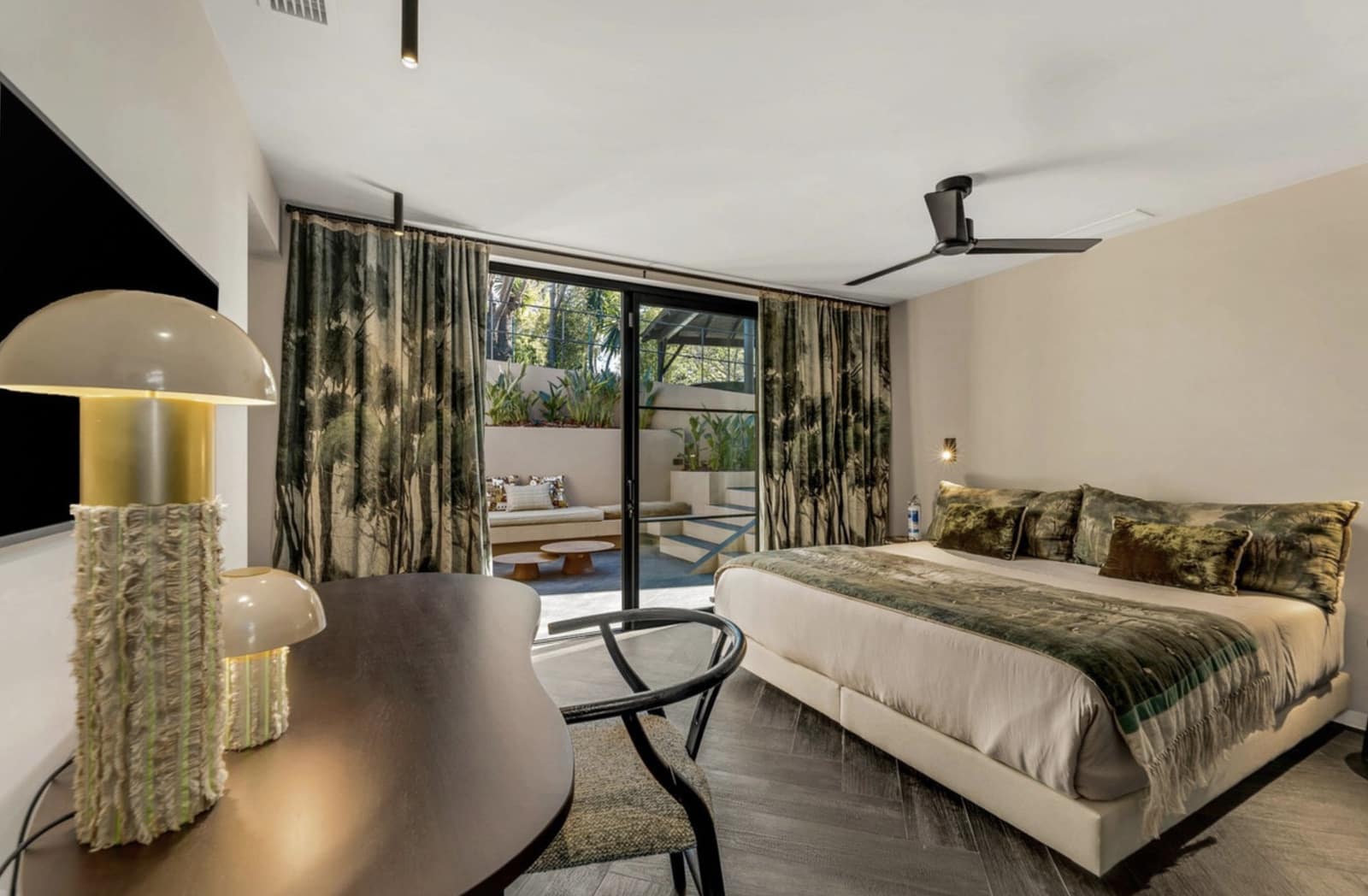 Chalet de 4 habitaciones en Guadalmina en venta con piscina garaje - 3.695.000 € (Ref: 9341036)