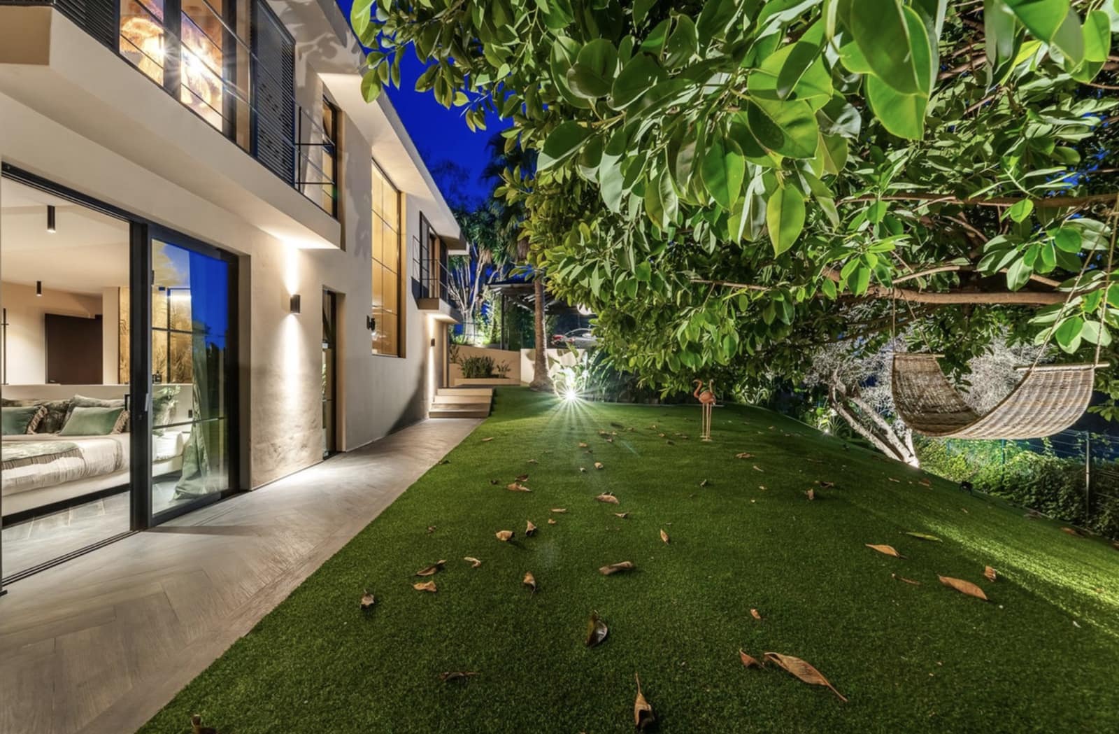 Chalet de 4 habitaciones en Guadalmina en venta con piscina garaje - 3.695.000 € (Ref: 9341036)