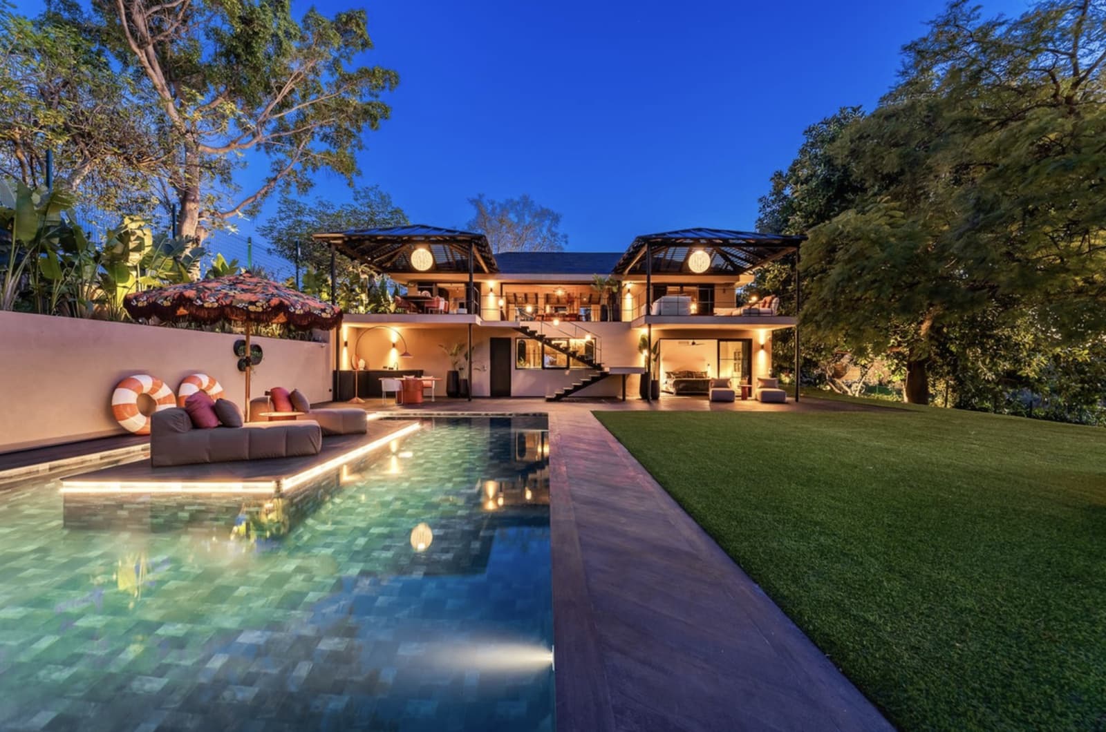 Chalet de 4 habitaciones en Guadalmina en venta con piscina garaje - 3.695.000 € (Ref: 9341036)