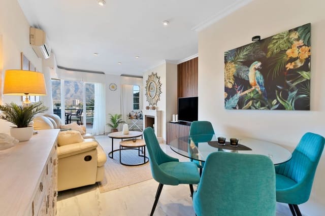 2 chambre Appartement à vendre à Nueva Andalucía Centro, Marbella avec piscine garage - 499 000 € (Ref: 9341037)