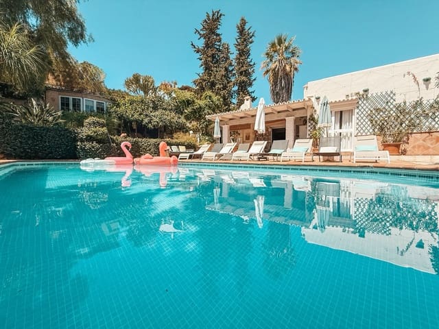 5 soveværelse Villa til salg i Nueva Andalucia, Marbella med swimmingpool garage - € 1.600.000 (Ref: 9344631)