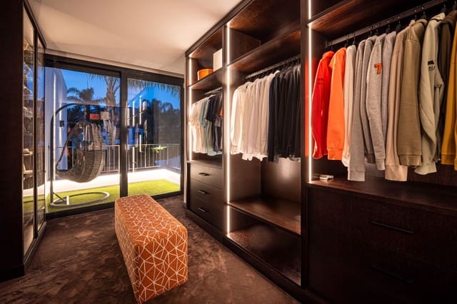 5 sovrum Villa till salu i Nueva Andalucia, Marbella med pool garage - 4 950 000 € (Ref: 9344632)