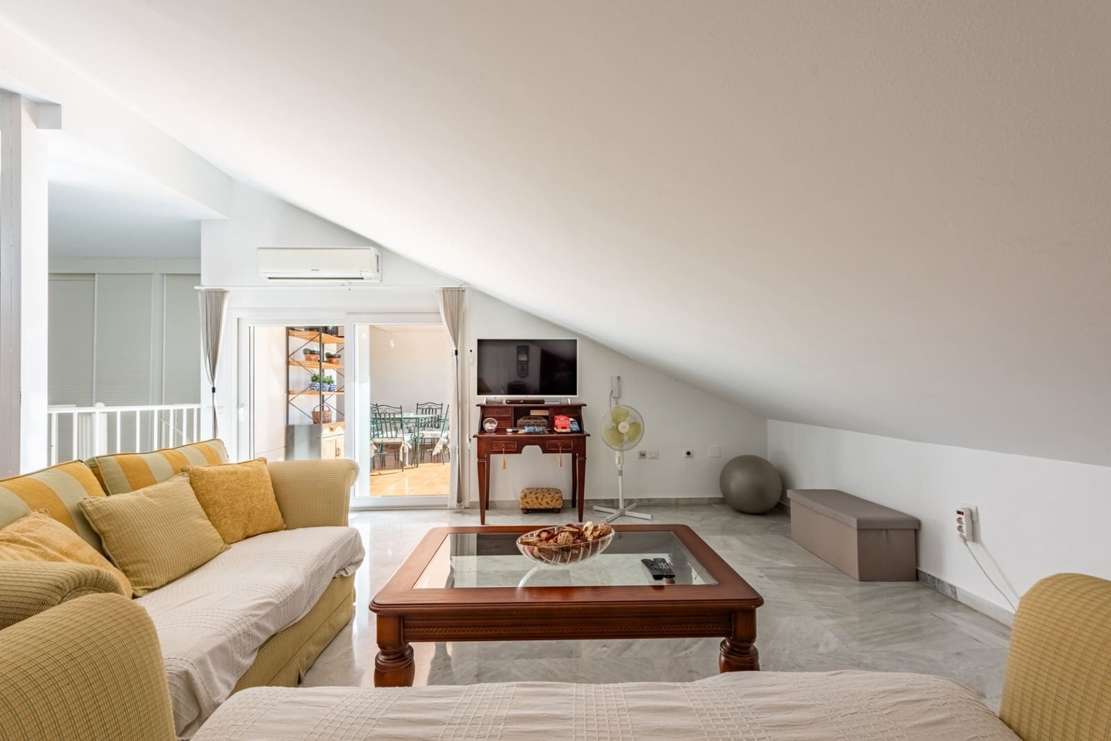 4 soveværelse Penthouse til salg i San Pedro de Alcantara med swimmingpool garage - € 930.000 (Ref: 9347115)