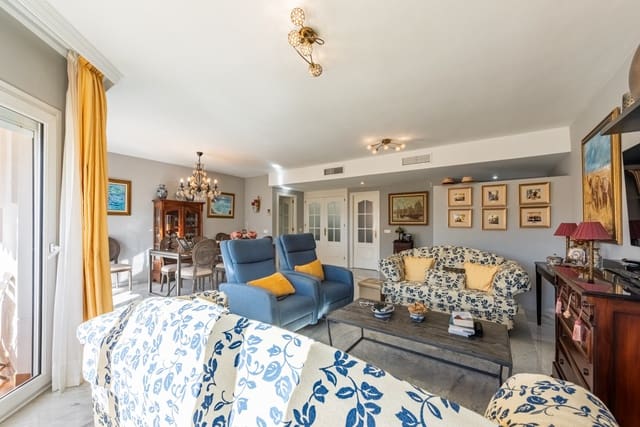 4 slaapkamer Penthouse te koop in San Pedro de Alcantara, Marbella met zwembad garage - € 895.000 (Ref: 9347115)