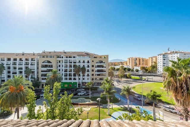 4 slaapkamer Penthouse te koop in San Pedro de Alcantara, Marbella met zwembad garage - € 895.000 (Ref: 9347115)