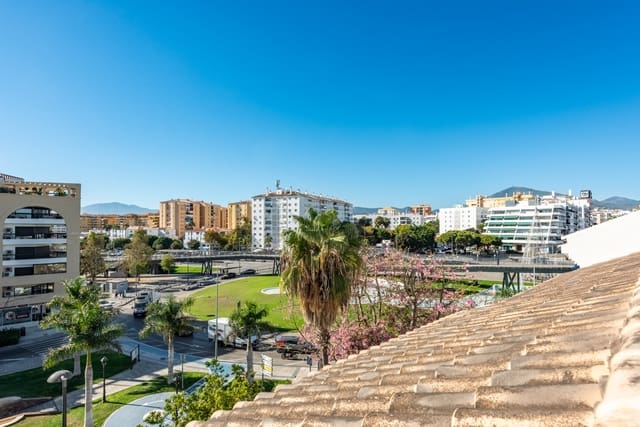 4 slaapkamer Penthouse te koop in San Pedro de Alcantara, Marbella met zwembad garage - € 895.000 (Ref: 9347115)