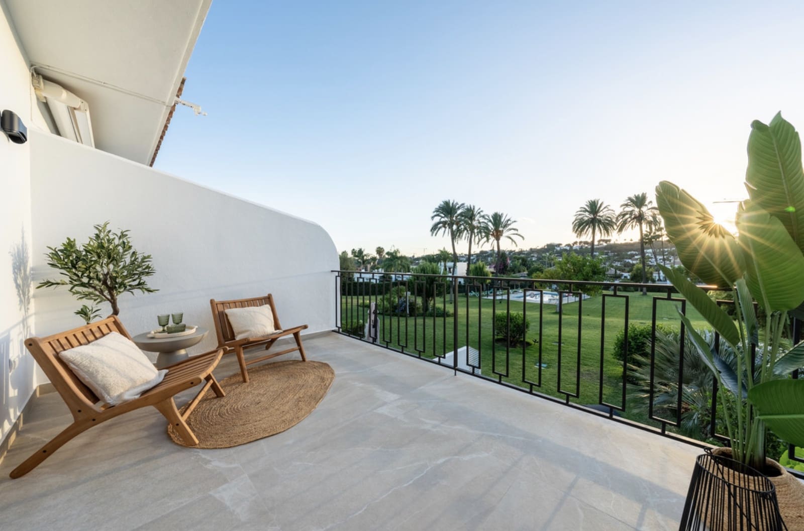 4 sovrum Hus till salu i Nueva Andalucia med pool garage - 1 590 000 € (Ref: 9347116)