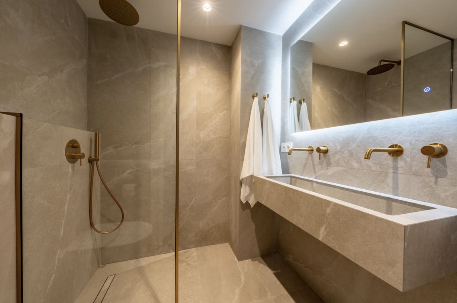 4 sovrum Hus till salu i Nueva Andalucia med pool garage - 1 590 000 € (Ref: 9347116)