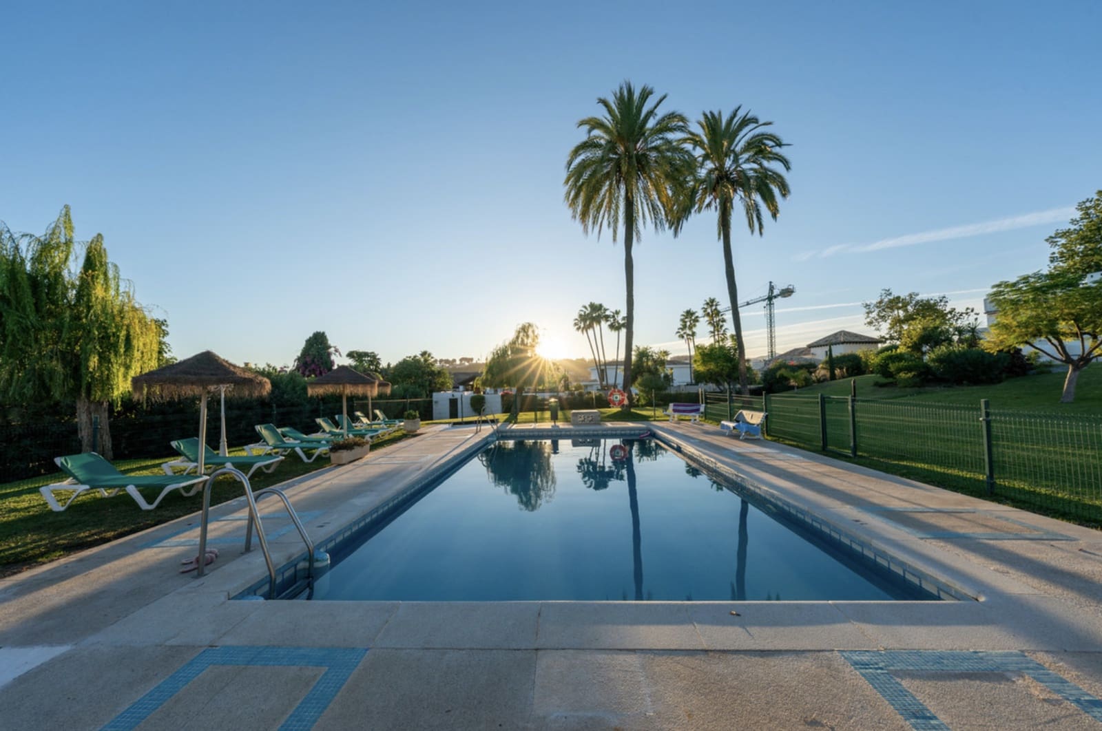 4 sovrum Hus till salu i Nueva Andalucia med pool garage - 1 590 000 € (Ref: 9347116)