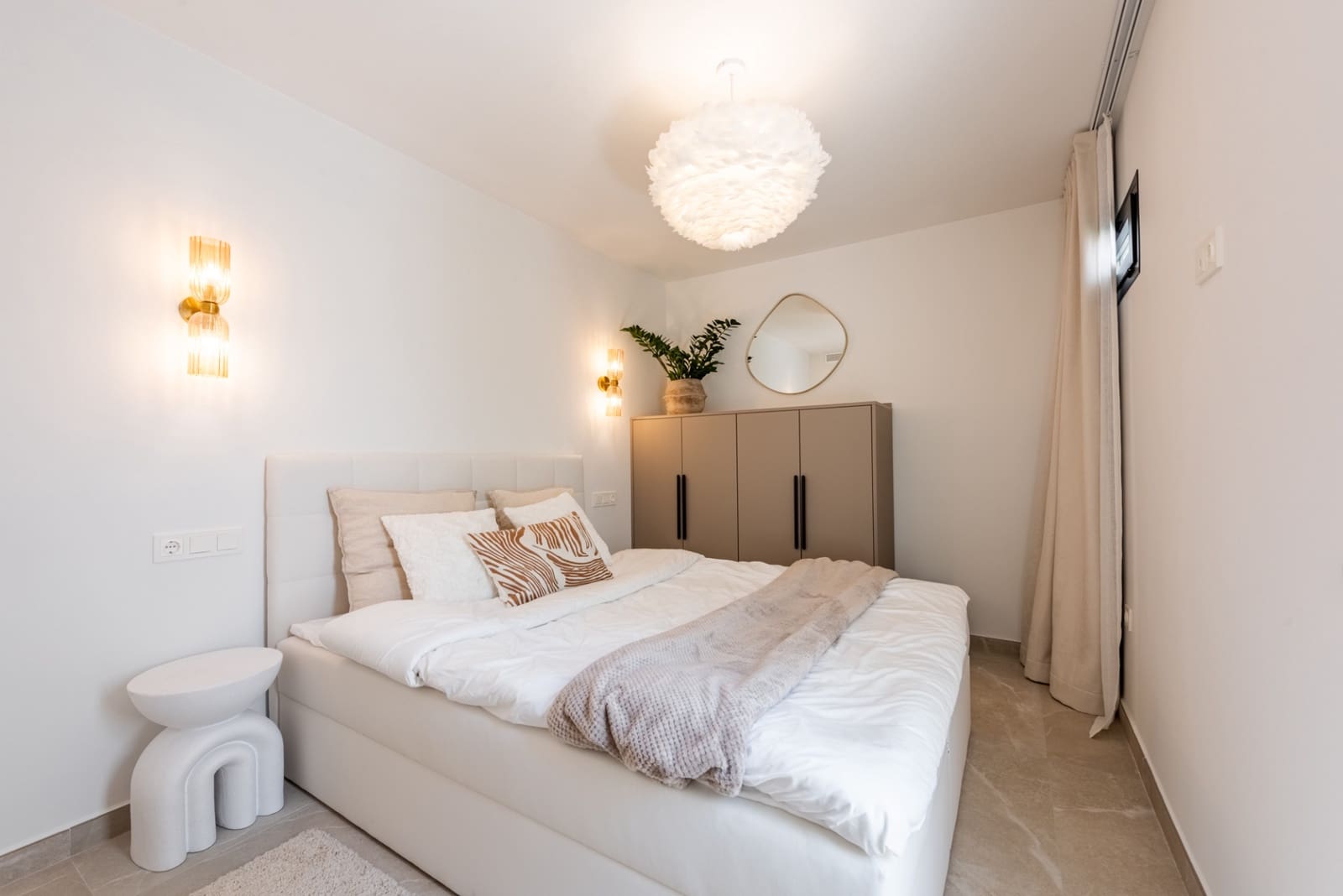 4 chambre Maison de Ville à vendre à Nueva Andalucia avec piscine garage - 1 395 000 € (Ref: 9347116)