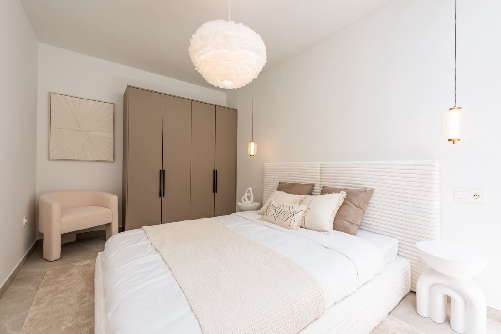4 chambre Maison de Ville à vendre à Nueva Andalucia avec piscine garage - 1 395 000 € (Ref: 9347116)