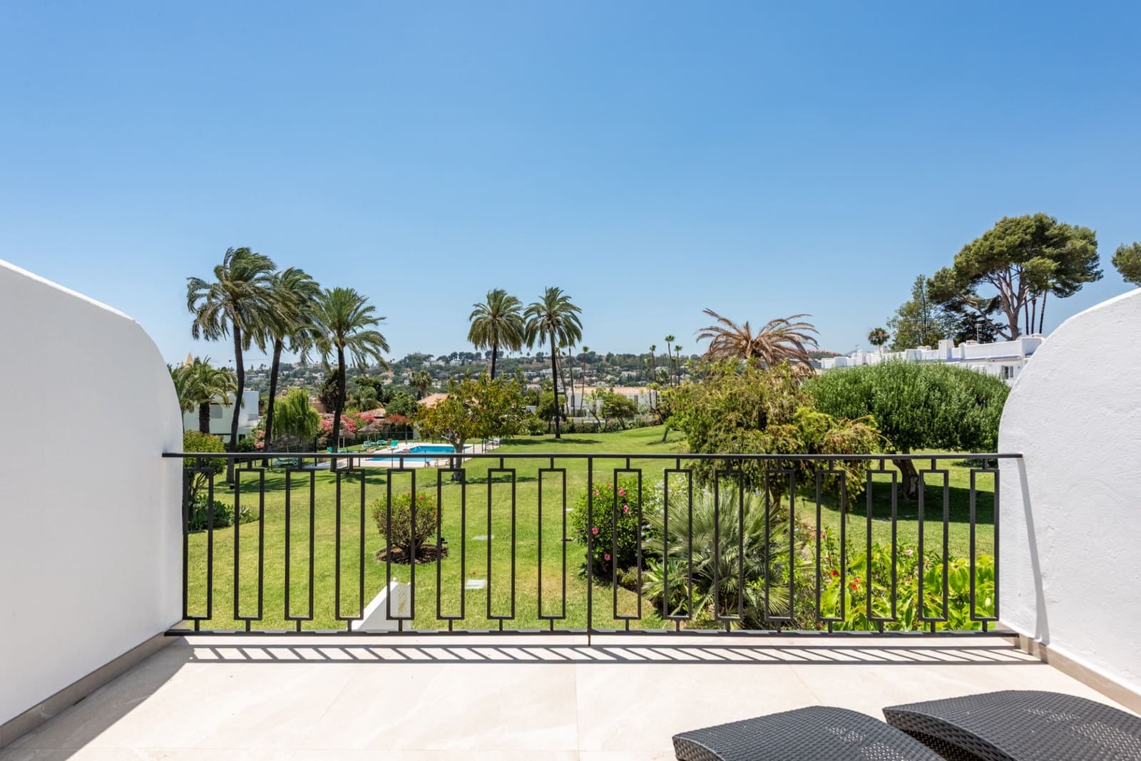 4 chambre Maison de Ville à vendre à Nueva Andalucia avec piscine garage - 1 395 000 € (Ref: 9347116)