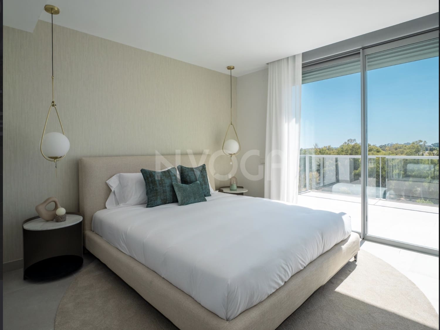 3 soverom Kjedet enebolig til salgs i San Pedro de Alcantara med svømmebasseng garasje - € 1 380 000 (Ref: 9347117)