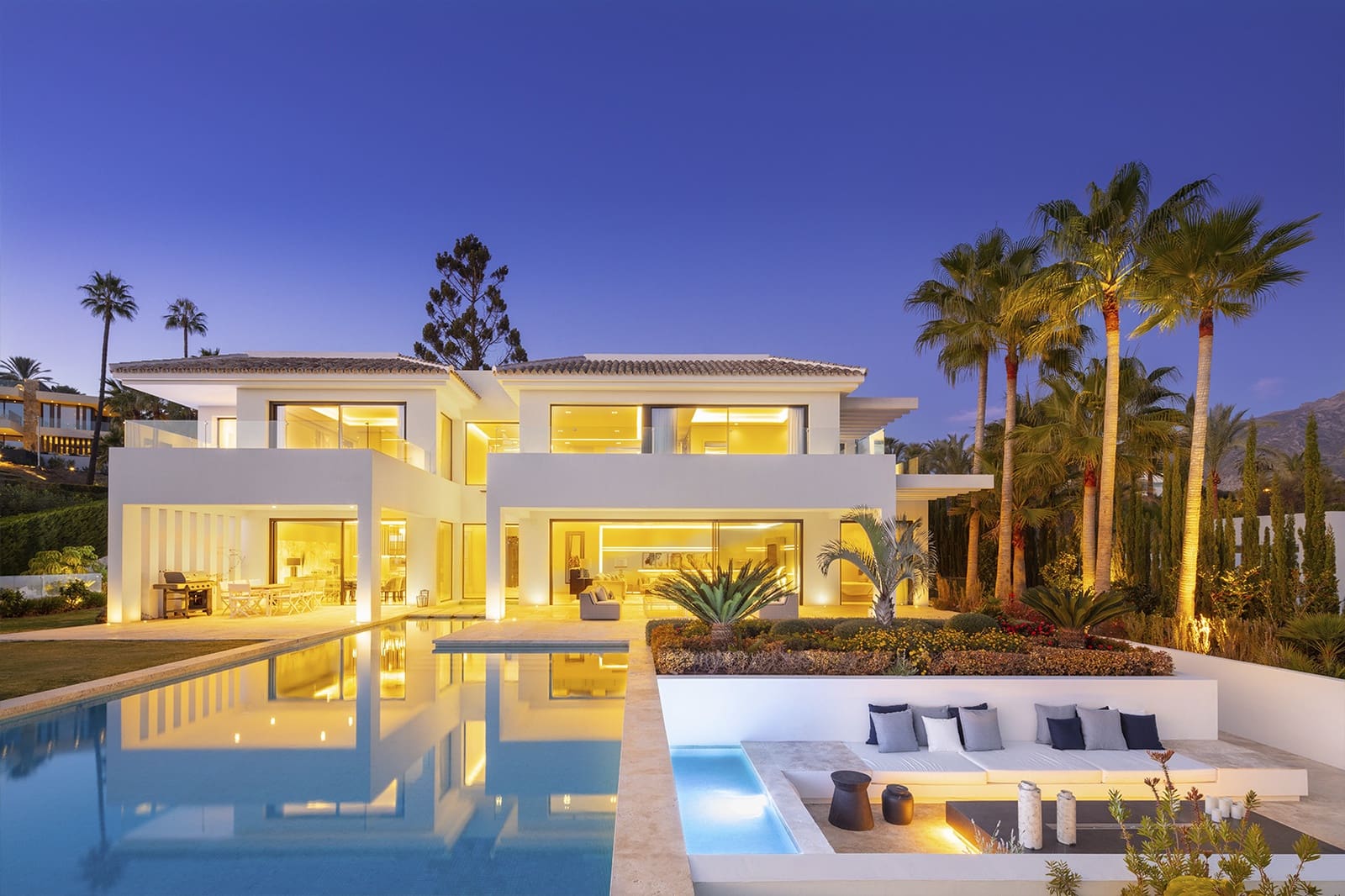 6 bedroom Villa for sale in Marbella with pool garage - € 6,850,000 (Ref: 9353392)
