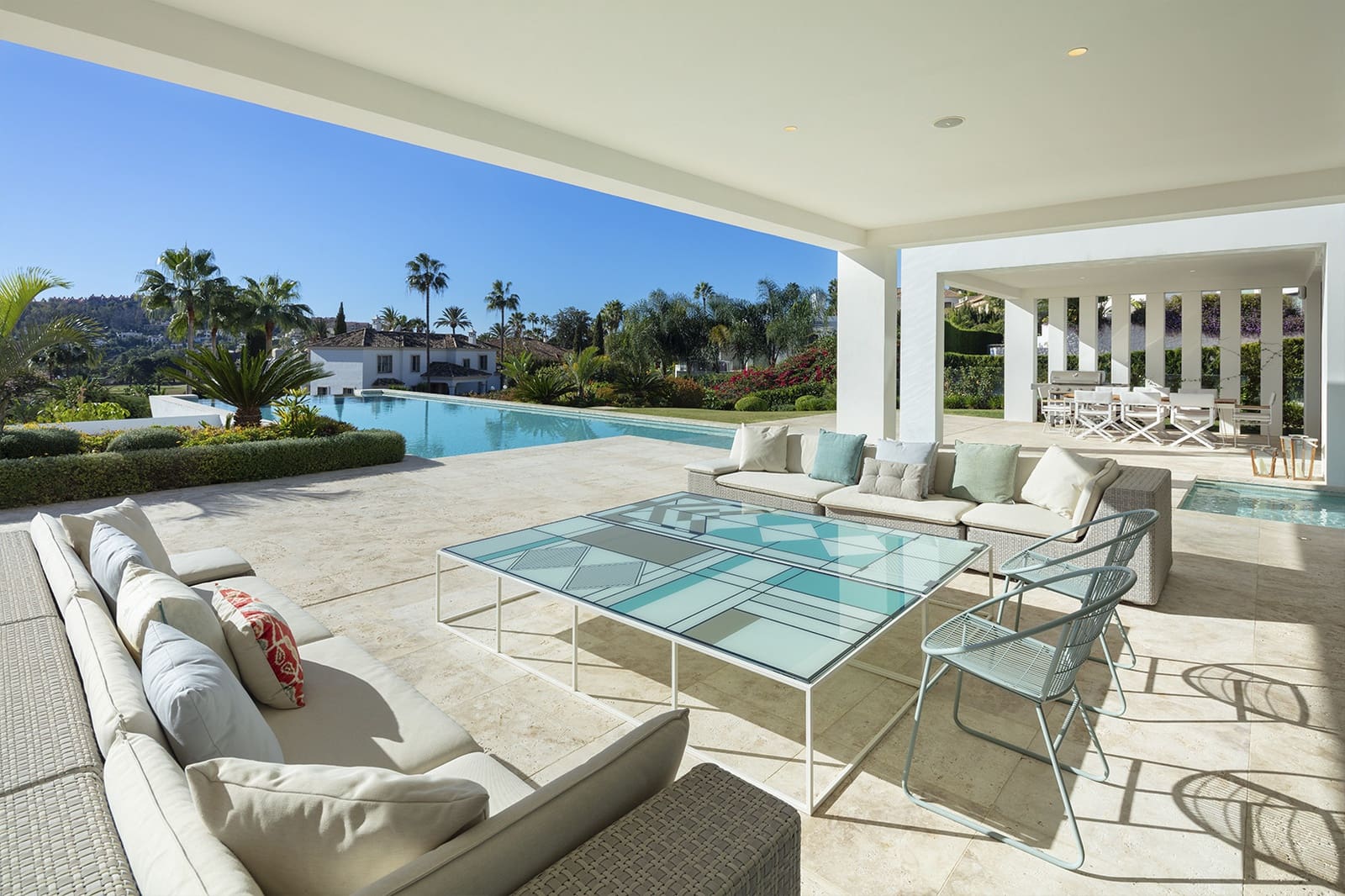 6 bedroom Villa for sale in Marbella with pool garage - € 6,850,000 (Ref: 9353392)
