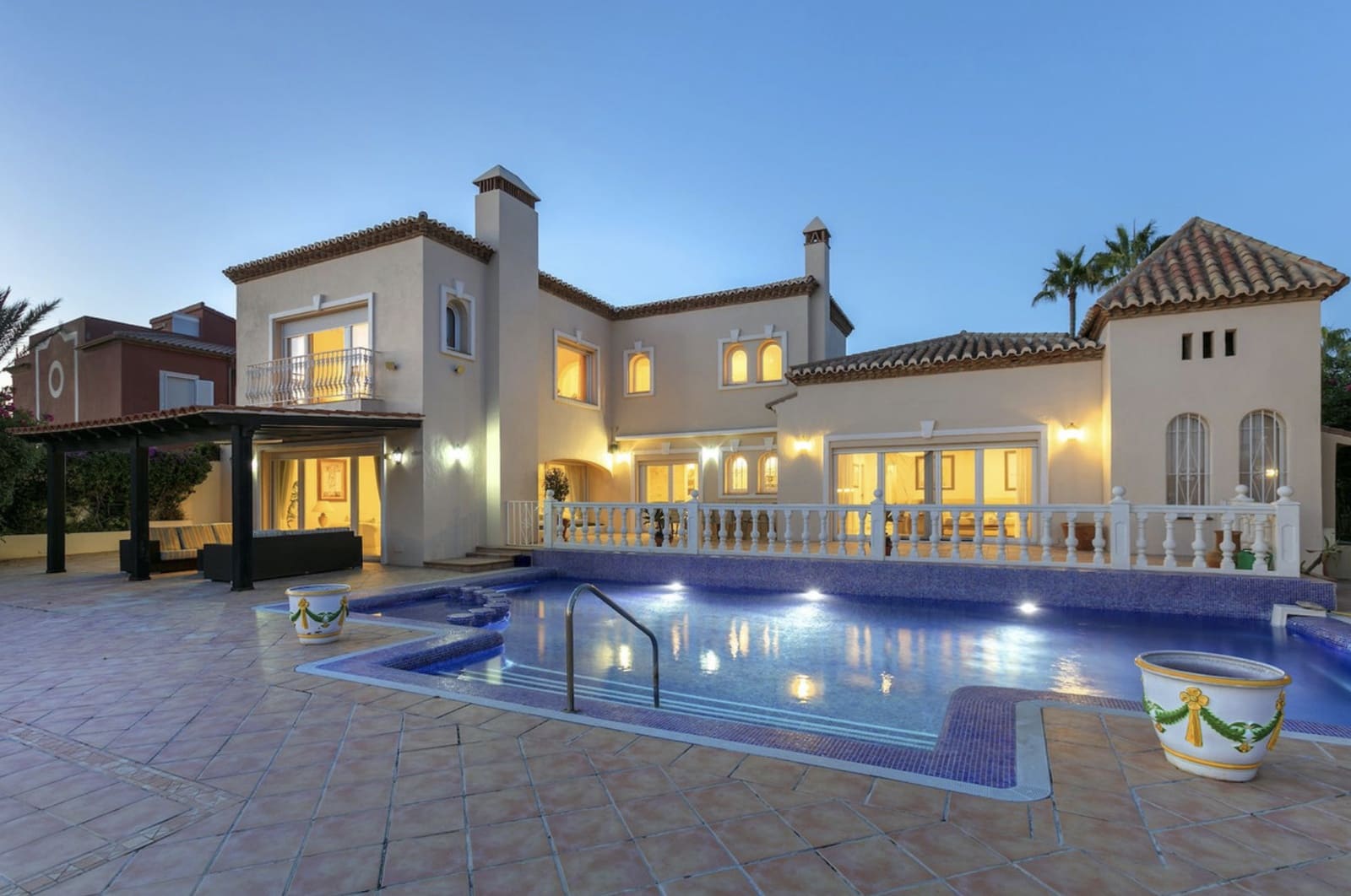 5 bedroom Villa for sale in Marbella with pool garage - € 6,500,000 (Ref: 9355753)