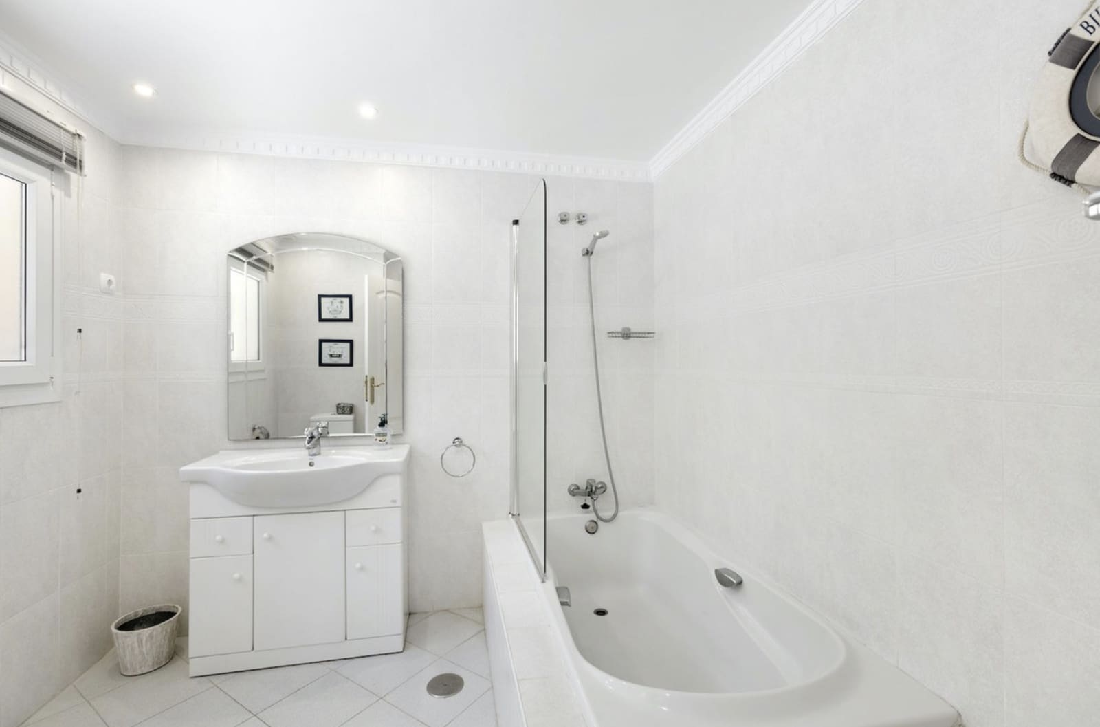 5 bedroom Villa for sale in Marbella with pool garage - € 6,500,000 (Ref: 9355753)