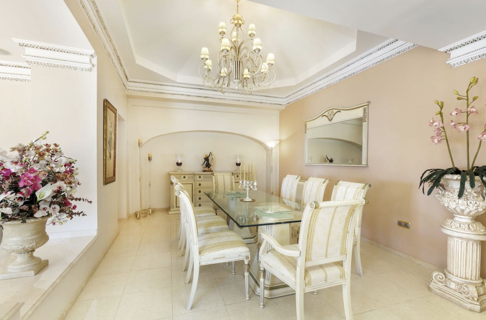5 slaapkamer Villa te koop in Marbella met zwembad garage - € 6.500.000 (Ref: 9355753)