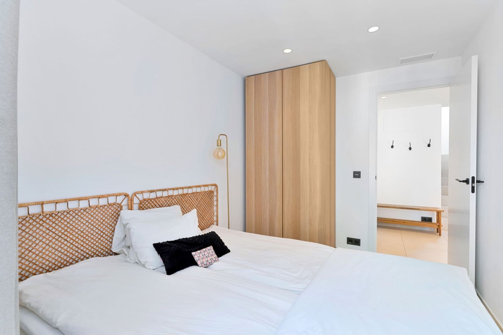 3 slaapkamer Penthouse te koop in Marbella met zwembad - € 625.000 (Ref: 9357120)