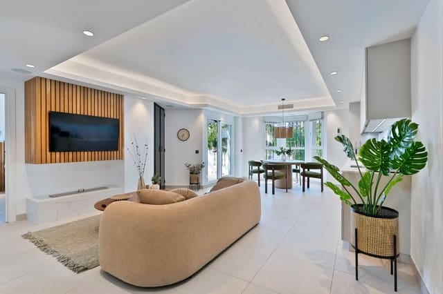 3 slaapkamer Penthouse te koop in La Dama de Noche - La Alzambra, Marbella met zwembad - € 625.000 (Ref: 9357120)