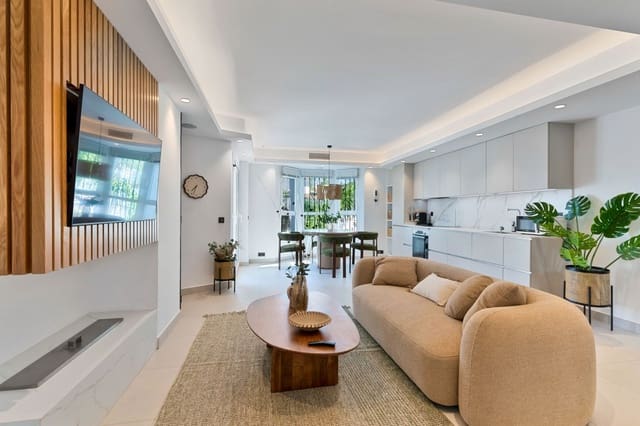 3 slaapkamer Penthouse te koop in La Dama de Noche - La Alzambra, Marbella met zwembad - € 625.000 (Ref: 9357120)