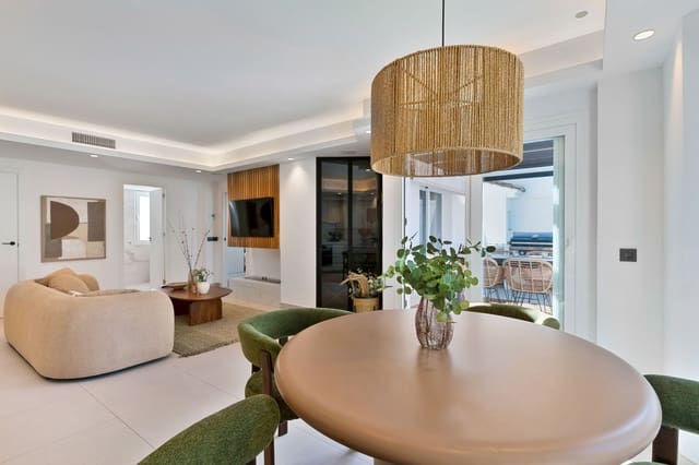 3 slaapkamer Penthouse te koop in La Dama de Noche - La Alzambra, Marbella met zwembad - € 625.000 (Ref: 9357120)