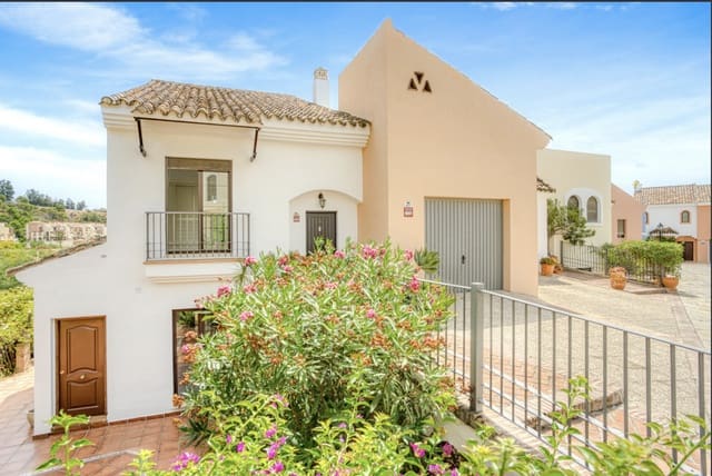 3 sovrum Hus till salu i Los Arqueros, Benahavís med pool garage - 810 000 € (Ref: 9359106)