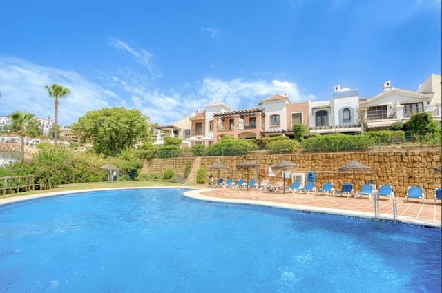 3 sovrum Hus till salu i Los Arqueros, Benahavís med pool garage - 810 000 € (Ref: 9359106)